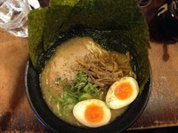 「味玉ラーメン」@豚骨醤油らーめん 學虎の写真