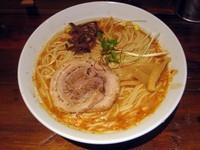 「龍神らーめん（中270g・中辛）800円」@麺屋 龍神の写真