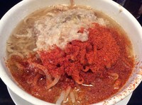 「ラーメン 脂マシ＋一味唐辛子マシマシ＋エクストラマシ」@麺や 希 御徒町店の写真