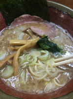 「濃厚豚骨醤油」@博多ラーメン とんこつ家の写真