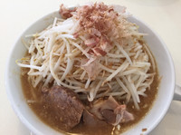 「ラーメン 野菜ちょい増し」@天高く翔べ! 22号店の写真