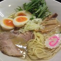 鶏白湯らーめん￥750・味玉￥100