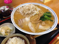 「みそラーメン（大盛り）650円＋200円」@突撃ラーメンの写真