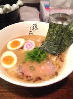 「濃厚鶏白湯味玉ラーメン」@麺屋 藤しろ 目黒店の写真
