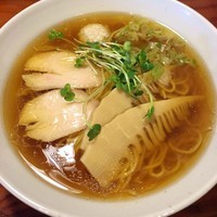 「鶏そば　一番搾り（正油） 700円」@中華そばつけそば 千思萬考の写真