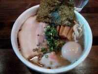 「【限定】にぼ塩中華そば ￥800＋味玉(年間パスサービス)」@麺処 井の庄の写真