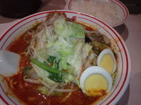 「北極やさいシャキシャキ＋背脂(990円)、半ライス」@蒙古タンメン 中本 御徒町店の写真