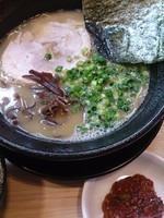 「ラーメン、赤玉」@九州とんこつらーめん ひらさわの写真