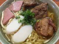 「ミックスそば(大)」@沖縄そば やんばる 新宿本店の写真