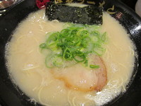 「博多ラーメン　「600円」」@博多ラーメン つるの写真