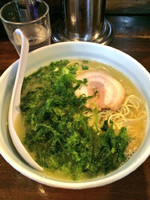 「らーめん あおさ入り」@らーめん まる玉 両国店の写真