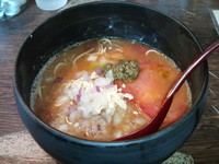 「バルウォーク限定 海老トマトラーメン」@麺や偶 もとなり 久茂地店の写真