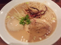 「らーめん(700円)+味玉(100円)」@麺屋 龍神の写真