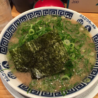 「ネギラーメン＋替え玉（1000＋130円）」@御天 井草本店の写真