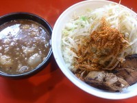 「つけ麺、ニンニク、野菜、たまねぎ、七味、しびれ＋豚2枚」@麺屋 桐龍の写真