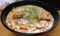 「豆乳とチーズの豚骨醤油らーめん(季節限定)830円」@麺処福吉ATSUSHIの写真