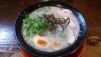 「ラーメン　味玉　麺固め」@長浜ラーメン 国体道路店の写真