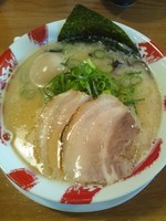 「長浜辛味噌ラーメン（味玉トッピング）」@長浜豚骨ラーメン 一番軒 総本家の写真