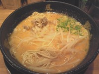 「辛味噌豚骨ラーメン￥700」@博多風龍 池袋東口店の写真
