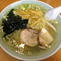 「塩ラーメン￥６８０」@万来の写真