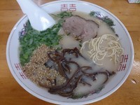 「博多豚骨ラーメン【バリカタ】」@博多 翔龍 荒川沖店の写真