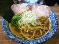 「豊潤鶏らーめん（鶏豚骨）」@六道の写真