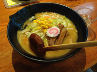 「どっさり野菜らーめん（大盛り）1030円＋100円」@麺処 とらたまの写真