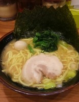「ラーメン＋のり増し　750円　ライス無料」@町田商店 渋谷店の写真