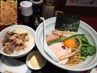 「特製まぜSOBA 並＋バターごはん～黒トリュフ醤油」@銀座 篝 ラゾーナ川崎プラザ店の写真