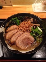 「黒こってりチャーシューメン」@朝日屋の写真
