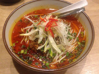 「シンシンメン激辛」@横濱家 駒岡店の写真