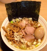 「中華そば　並　全増し　960円」@中華そば 葉山の写真