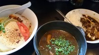 「ポークカレーつけめん＋ポークカレー（２８，２９日限定）」@麺処 夏海の写真