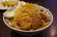 「でん次郎(ニンニク)700円」@麺座でん あねっくすの写真