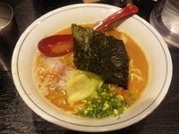 「蟹×鶏白湯濃厚らーめん」@雨ニモマケズの写真