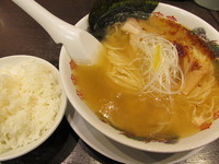 「塩ラーメン（限定）+ライス（小）　「745円+147円」」@来来亭 ユリノキ通り店の写真