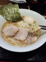 「特製らーめん（並）880円」@麺屋 睡蓮の写真