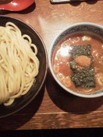 「つけ麺（中300ｇ）あつ\730」@つけ麺専門店 三田製麺所 御茶ノ水店の写真