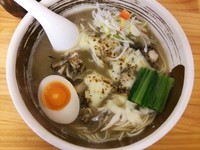 「舞茸のチーズ焼きラーメン」@濃厚ラーメン じゅんの写真