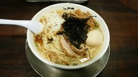 「中華そば＋煮玉子　（デフォルト注文）」@らーめん潤 蒲田店の写真