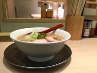 「喜多方らーめん（塩味）」@麺や 七彩 東京駅の写真