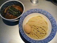 「濃厚豚骨魚介つけめん  ＋味玉：サービス券」@豚骨一燈の写真
