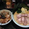 ラーメン 並 ミニチャーシュー丼