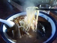 「豚骨醤油ラーメン」@つけ麺 目黒屋の写真