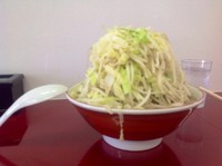 「ラーメン(野菜トッピング)」@ジラフの写真