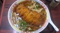 「とんかつラーメン（８１０円）大盛り（１００円）」@三好弥の写真