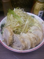 「小ダブル野菜ニンニク＋ネギ」@ラーメン二郎 横浜関内店の写真