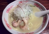 「鶏白湯ラーメン味玉」@麺・酒処 ぶらりの写真