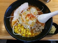 「辛みそとんこつ_赤【限定】」@らーめん 月の兎影の写真