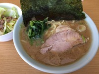 「ラーメン＋味玉＋キャベチャ（￥650＋￥100＋￥30）」@家系ラーメン 湘南 栄家の写真